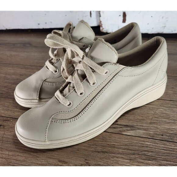 Grasshoppers Stretch by Keds Comfort Sneaker Shoes Size 6 BEIGE Sample‎ - Picture 1 of 5